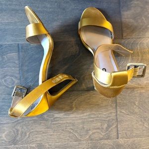 MIX 6 Yellow Heels